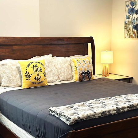 G4 King Bed Central Location Museums Free Parking Ричмънд Екстериор снимка